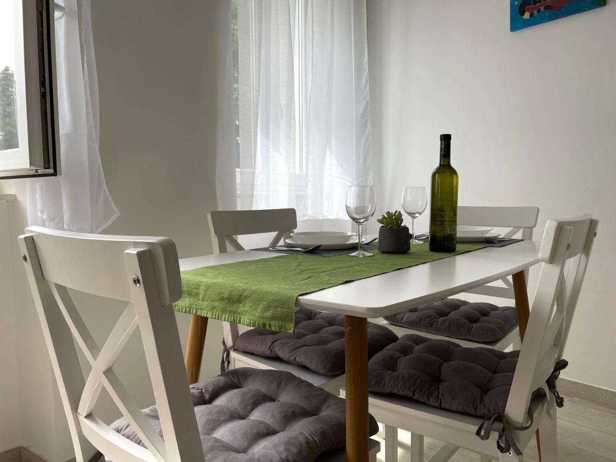 Modern Apartment In The Old Part Of Town Rijeka Bagian luar foto